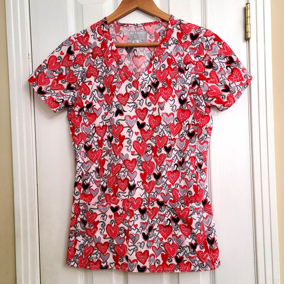 Med Couture Tops - Activate Med Couture Womens Scrub Top Pink Gray Valentine Hearts Size Small